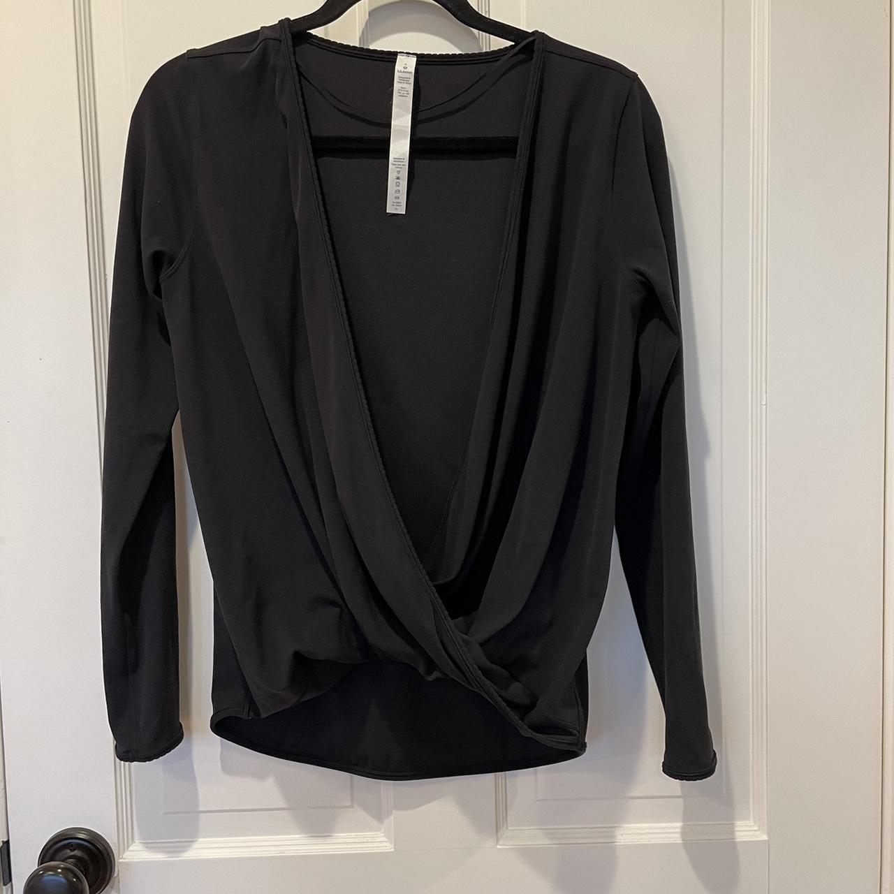 Size 6 Lululemon long sleeve top - Depop