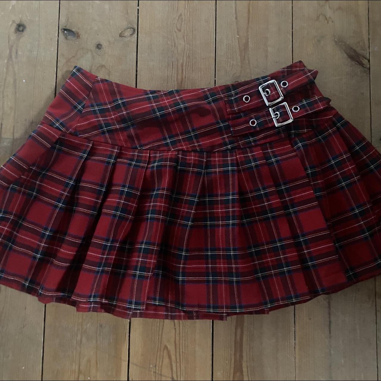 Women's Red and Black Skirt Depop