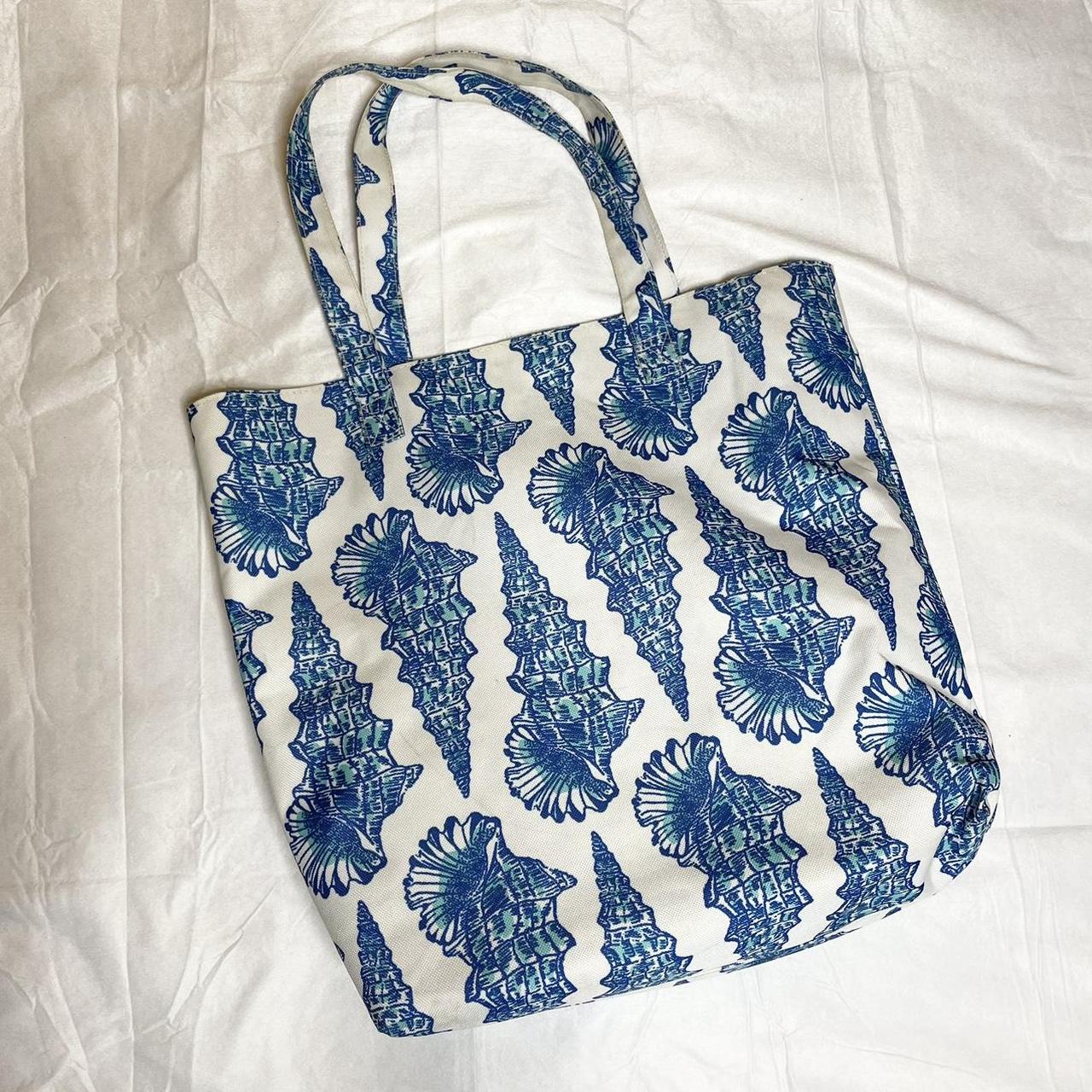 Lilly Pulitzer Women's White and Blue Bag (2)