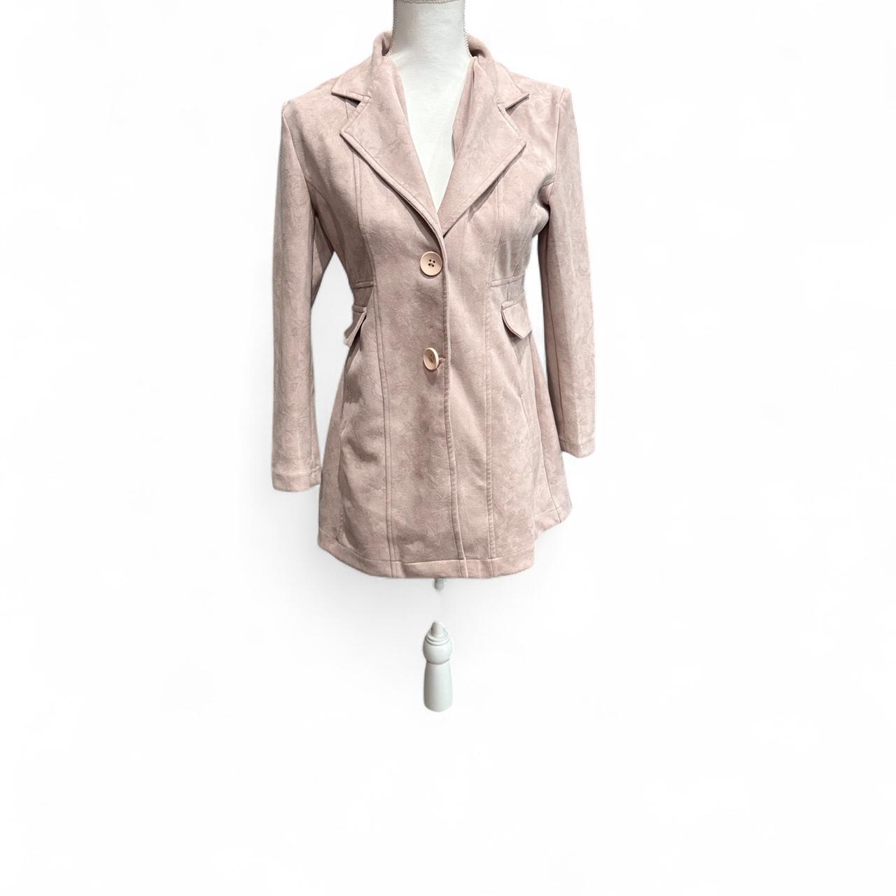 item listed by thecollectivetandc