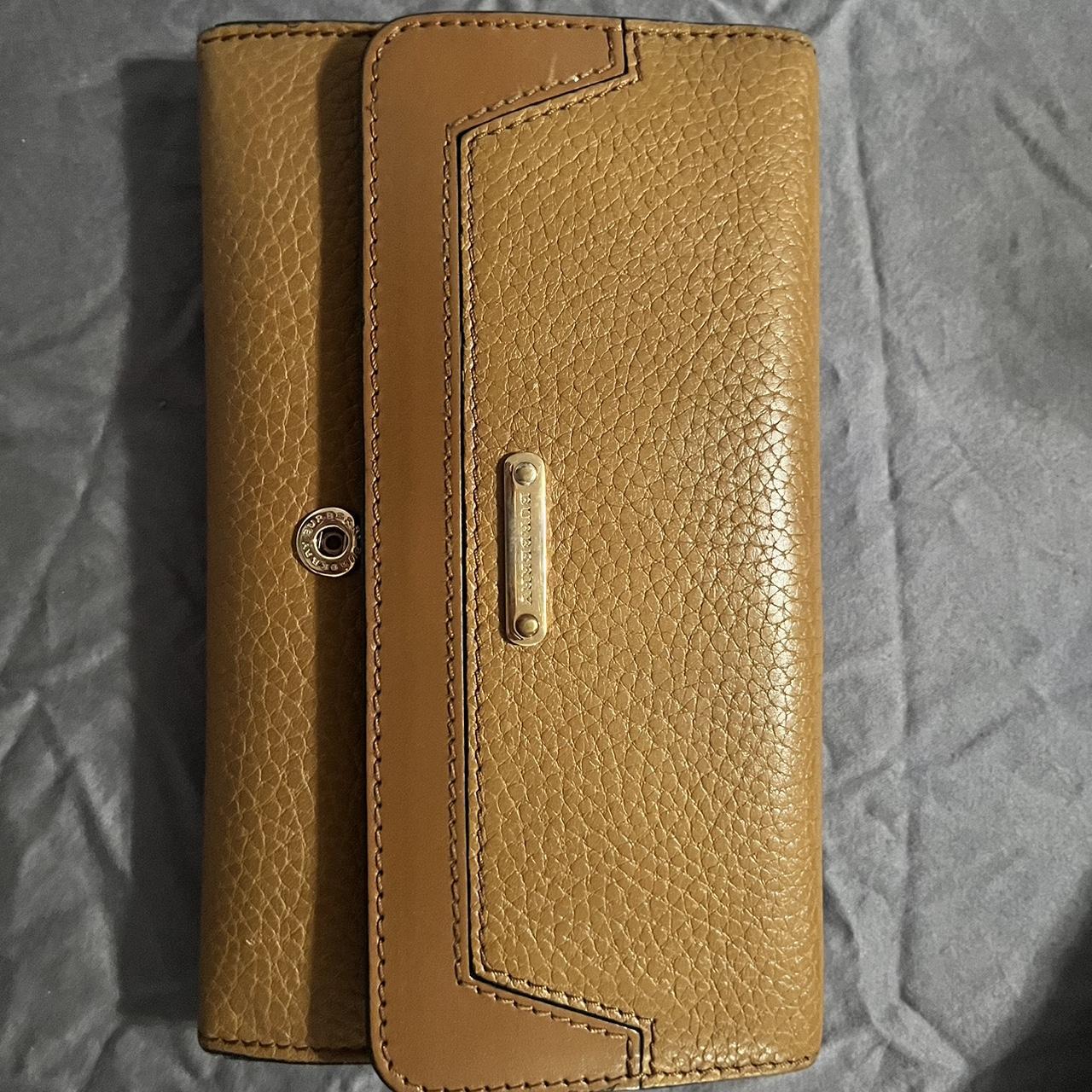 Burberry Women's Wallet-purses | Depop