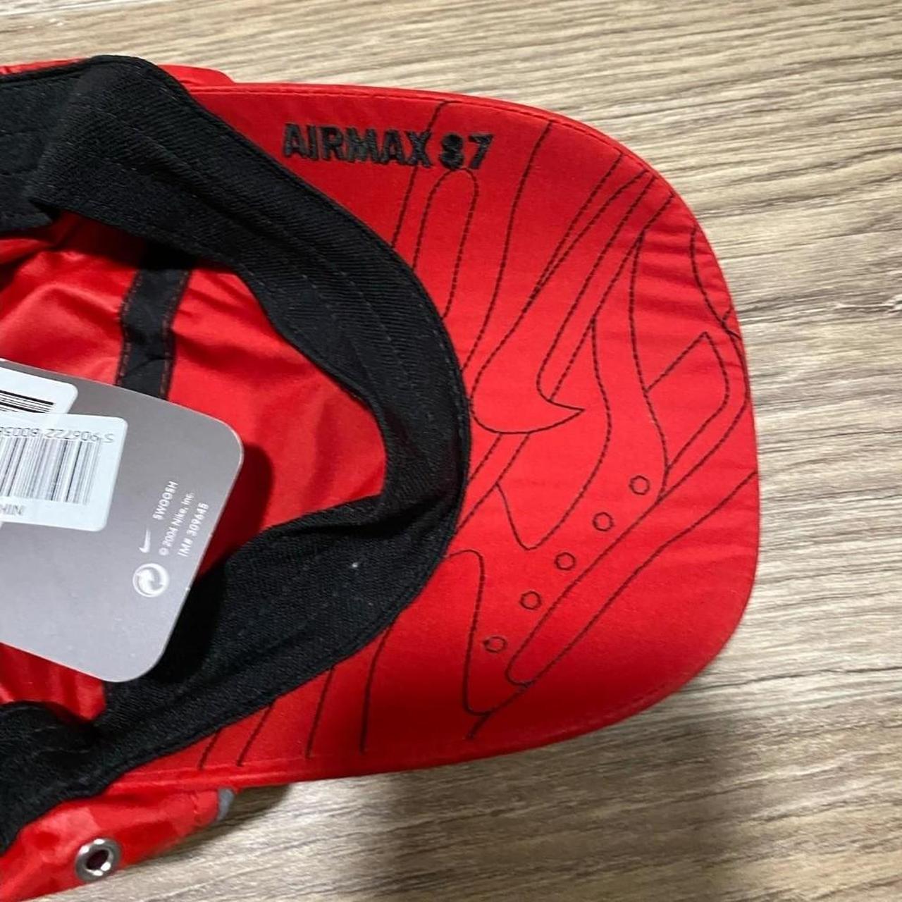 red airmax hat
