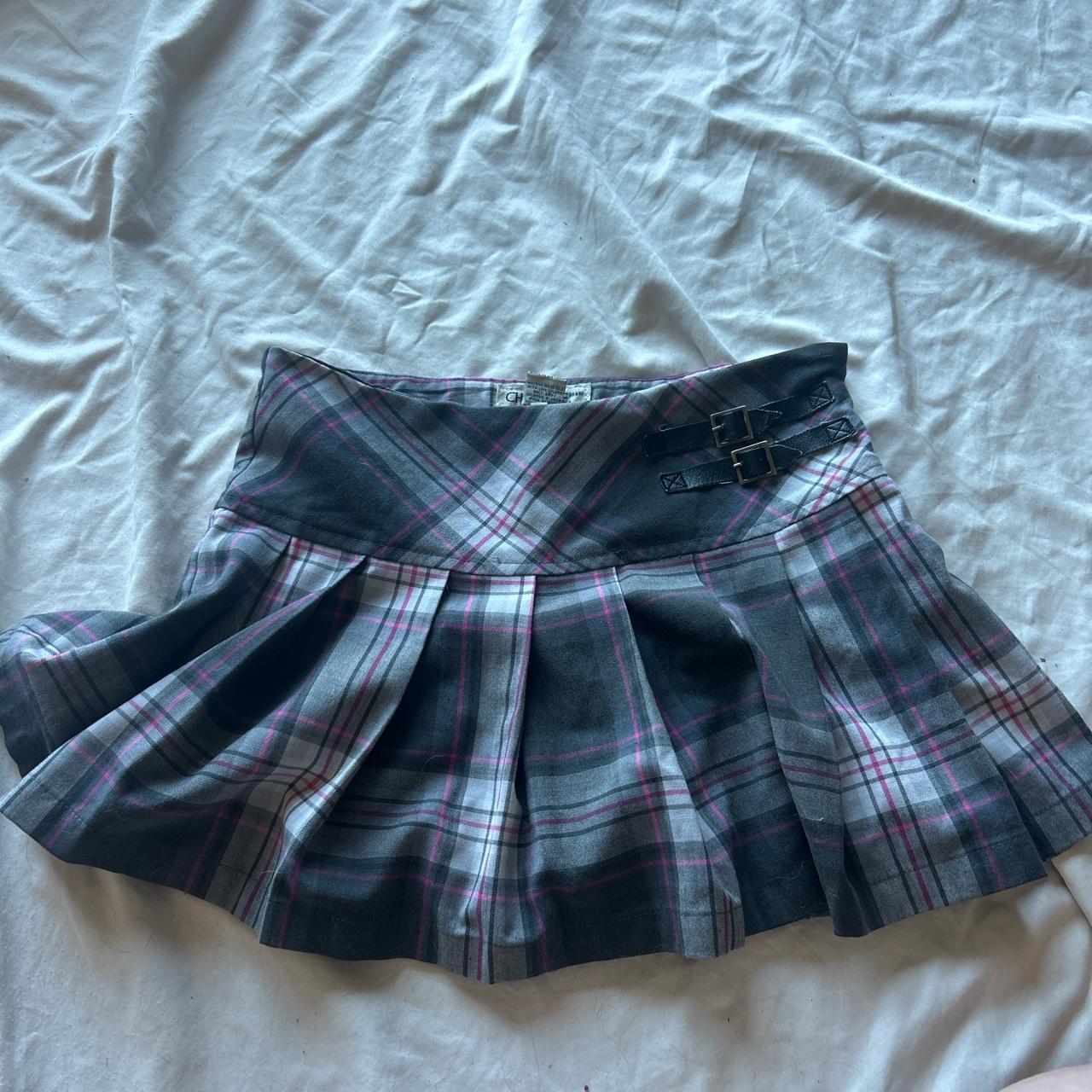 cute lil skirt with built in shorts size: medium... - Depop