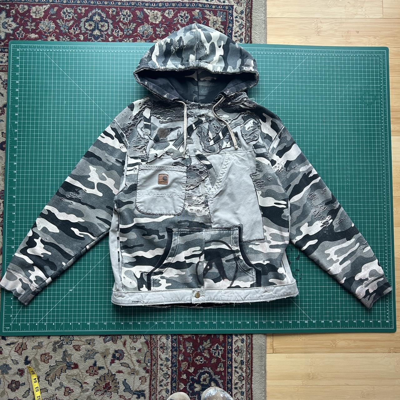 Mens camo carhartt outlet hoodie