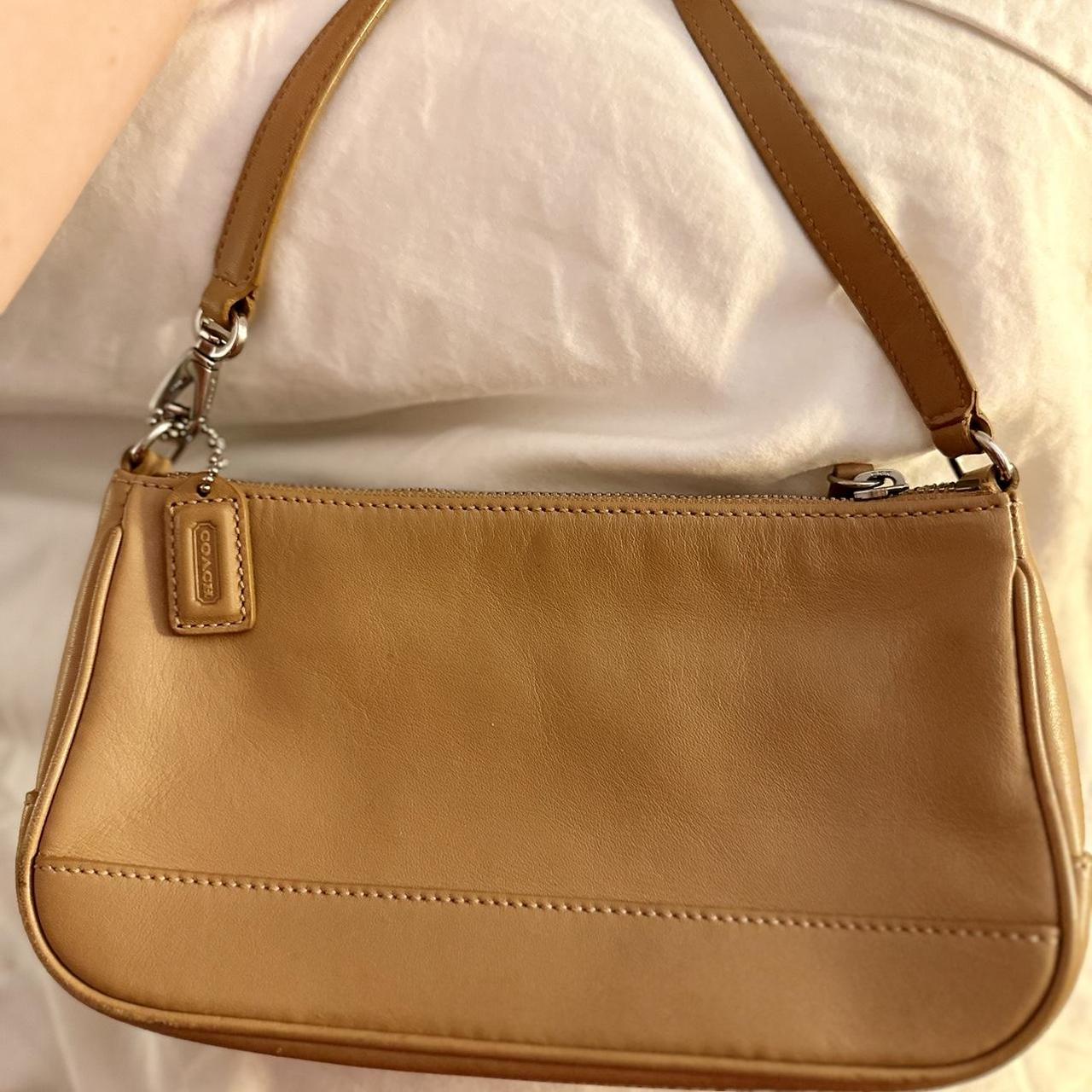 バッグ Coach Baguette Hampton Semi Demi Bag Y2K Coach Baguette Hampton Semi Demi Bag Y2K G99 | eBay