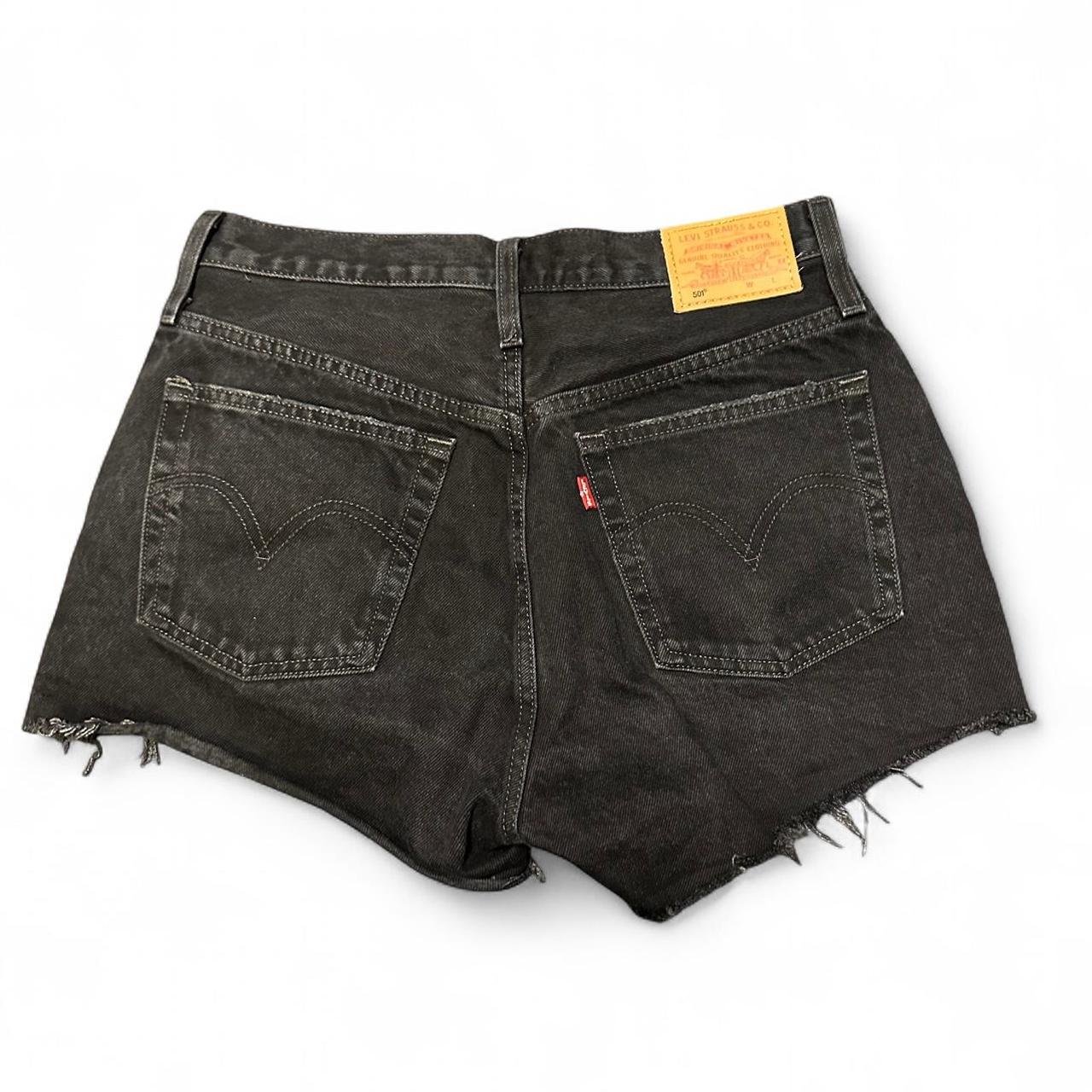 item listed by boid_resell