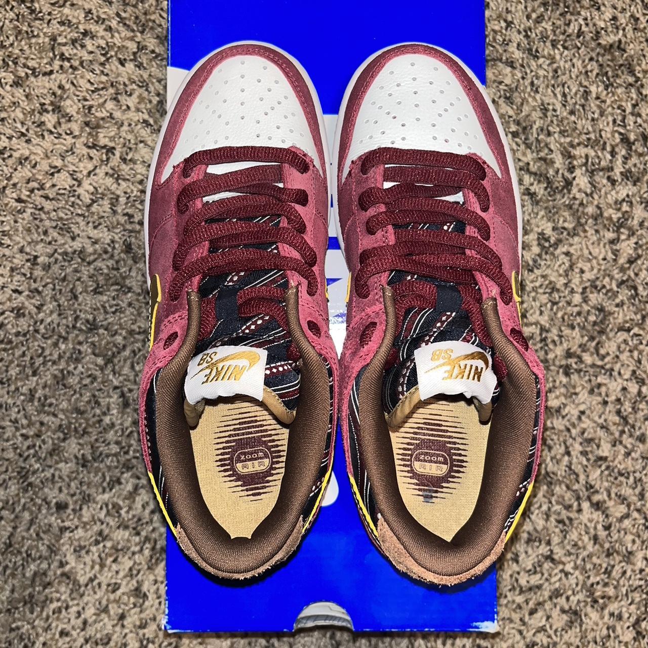 nike sb dunk low anchorman