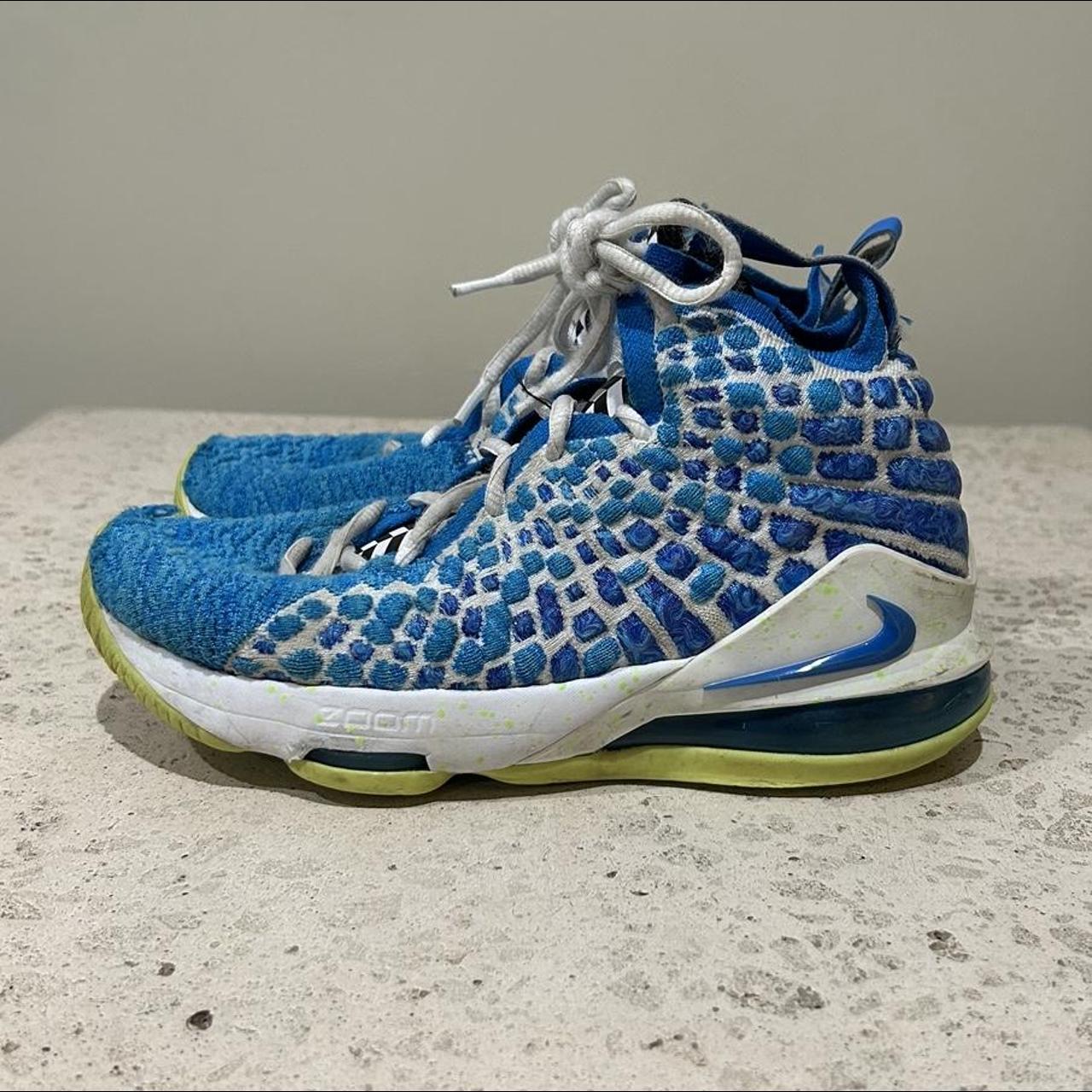 nike sprite shoes