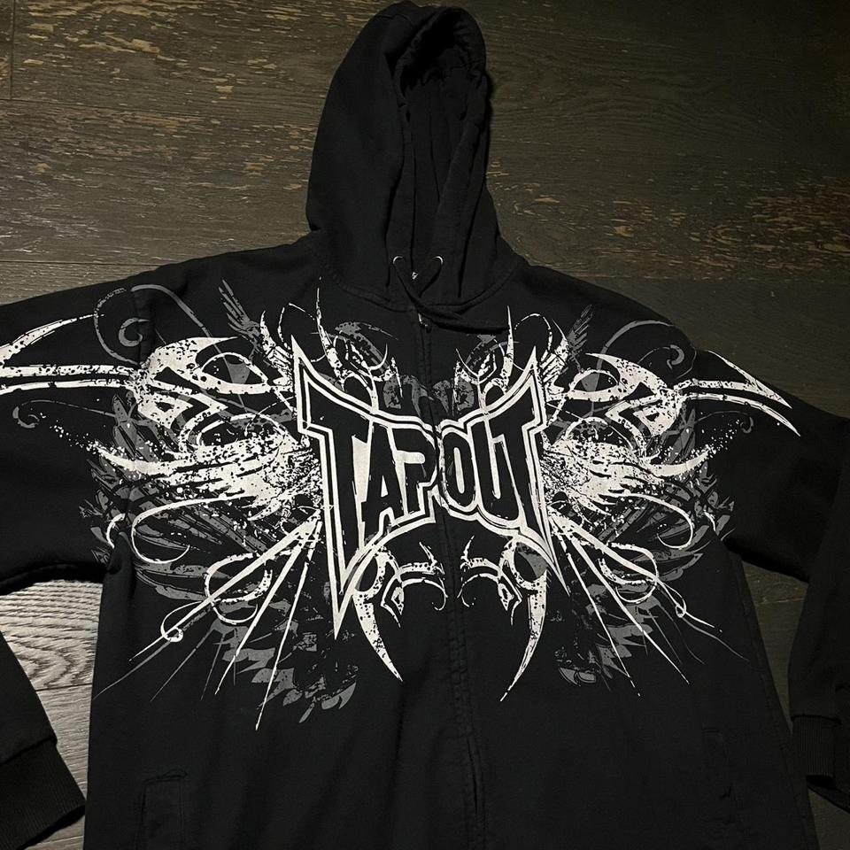 CRAZYYYY RARE TAPOUT HOODIE only seen this in Depop