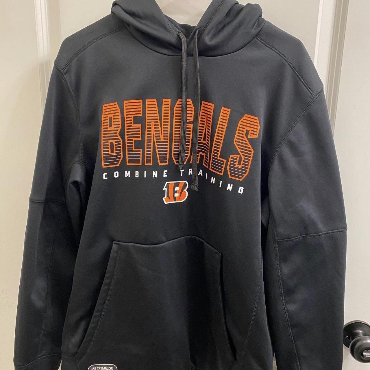 Cincinnati Bengals sweatshirt NFL team apparel Who - Depop