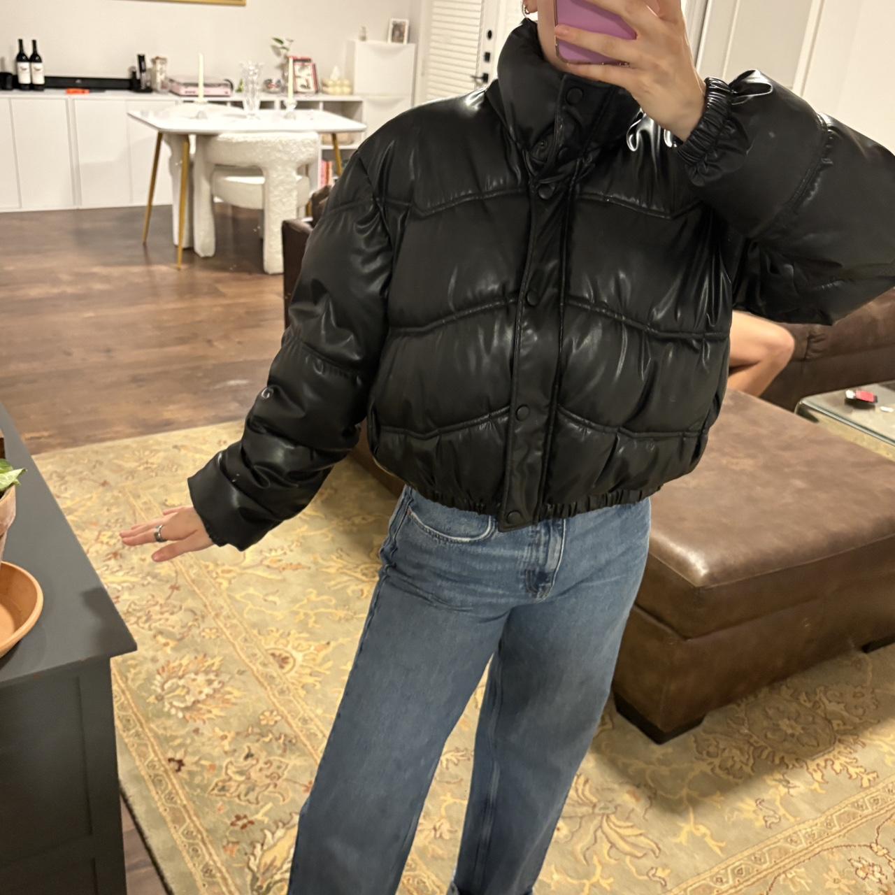 Zara shiny-puffer - Depop
