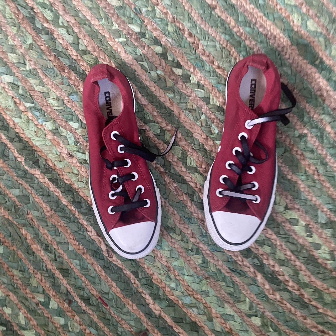 Burgundy converse size 6 sale