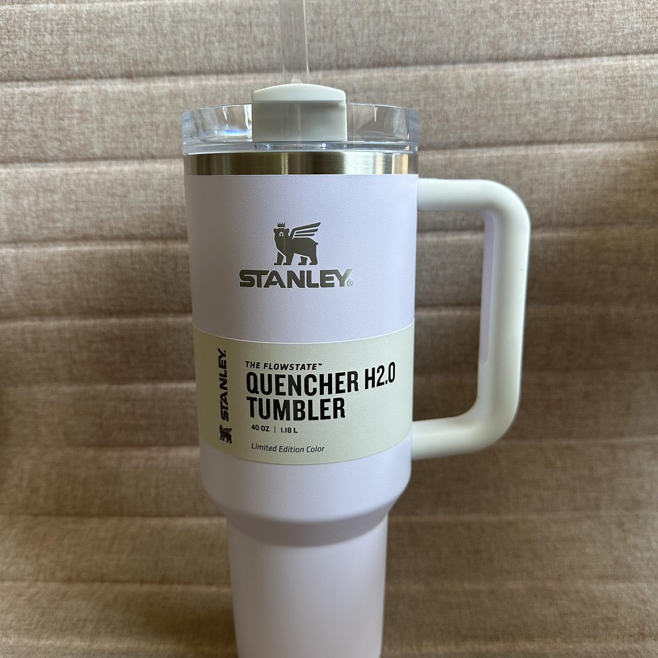 Discount 🎁 Stanley The Quencher H2.0 Flowstate™ Tumbler