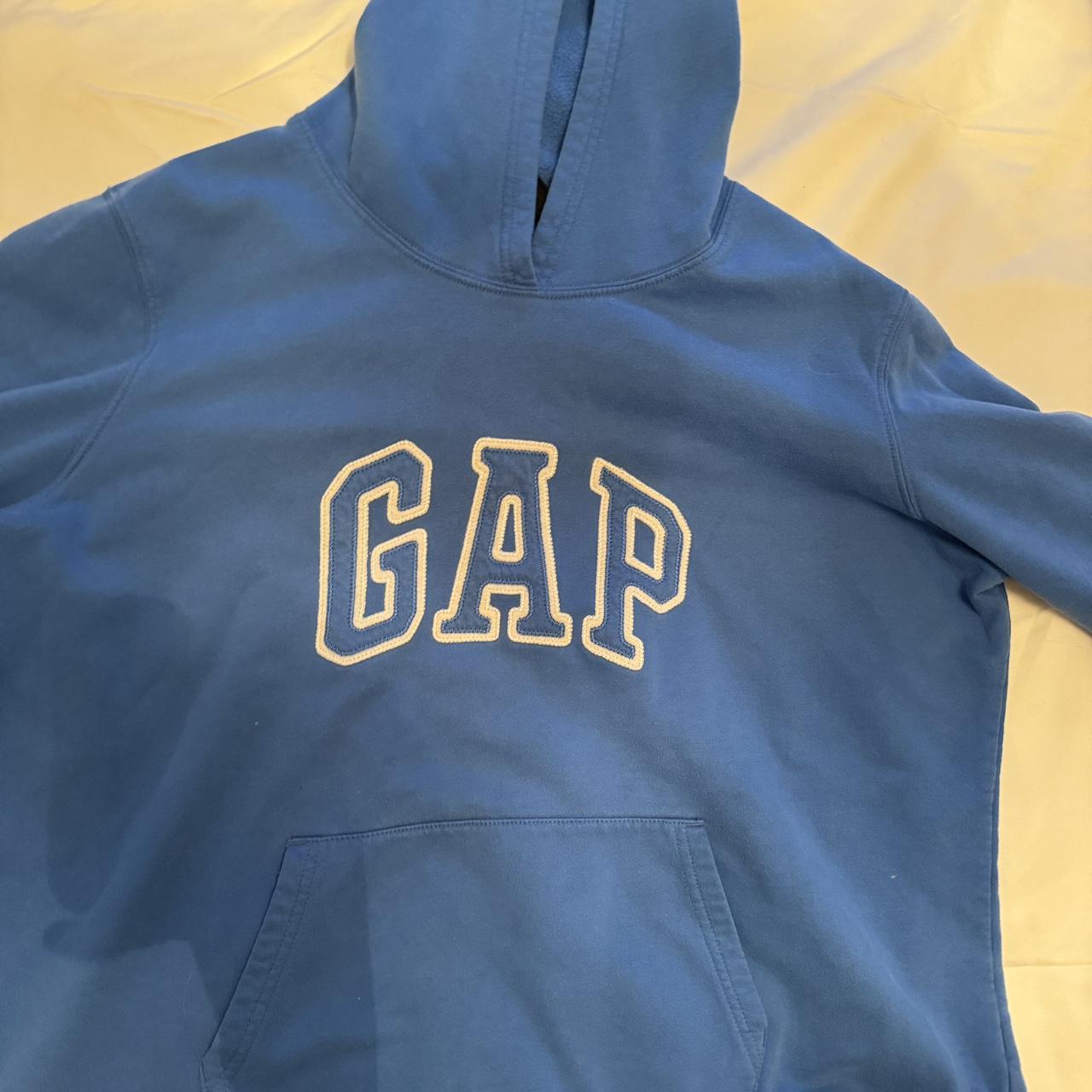 Gap hoodie Size XXL IN KIDS S in woman’s This isn’t... - Depop