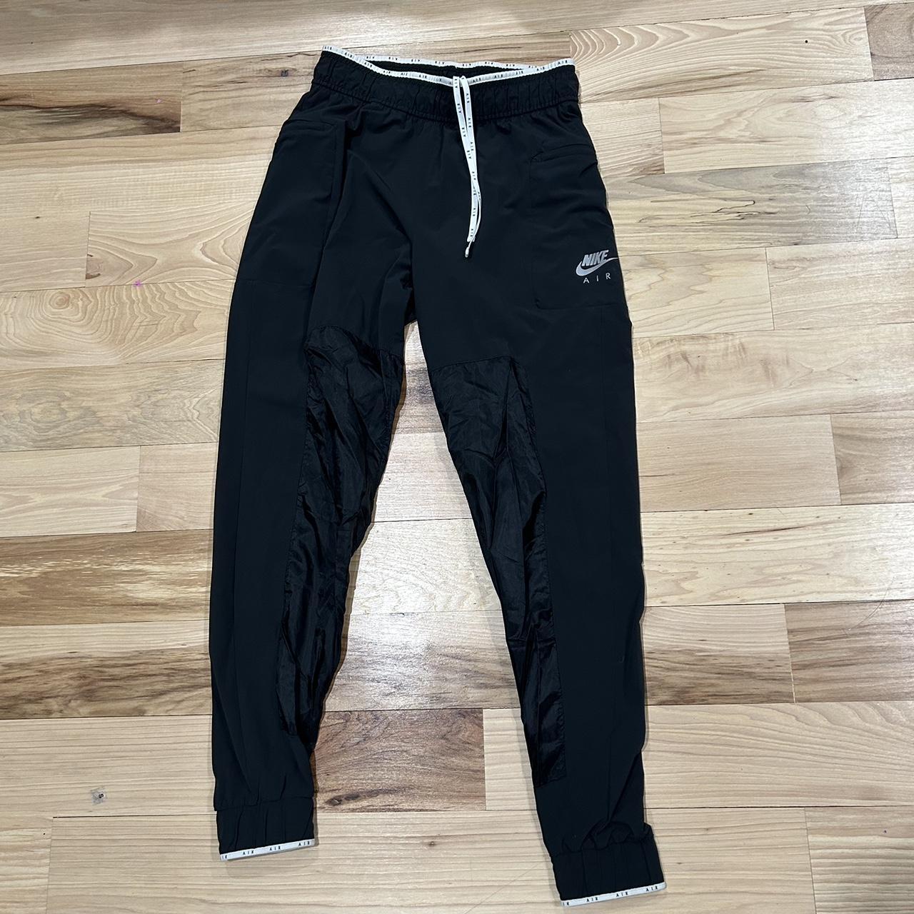 waterproof joggers nike