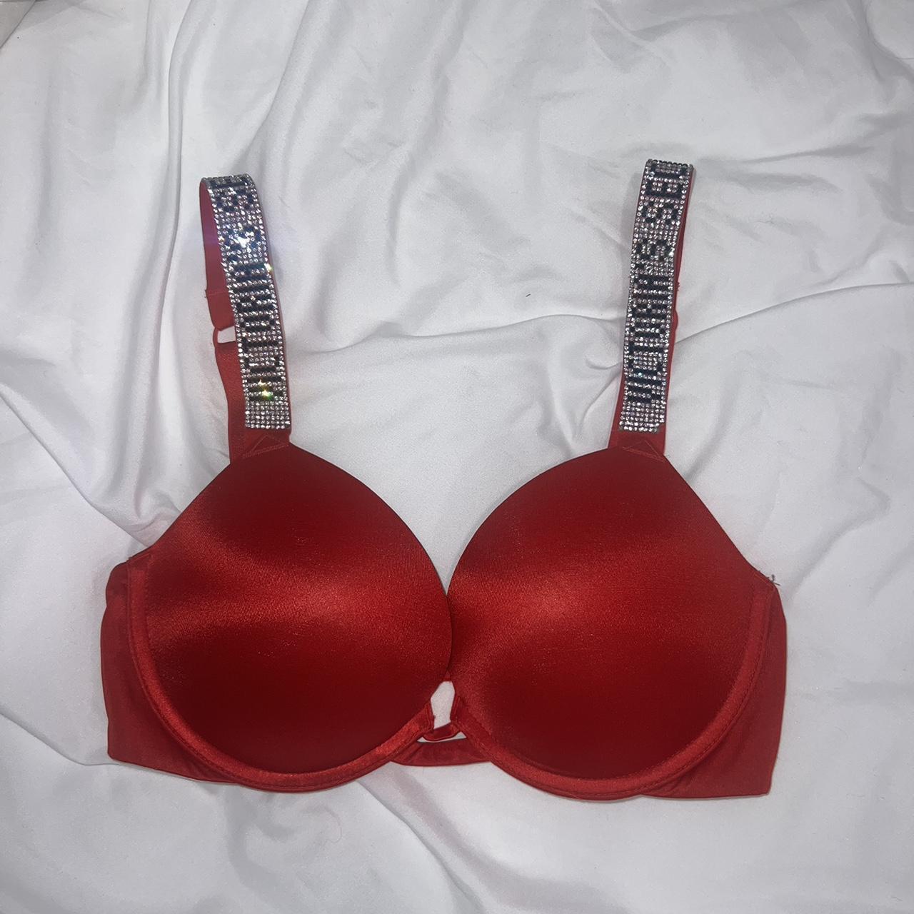 32c bra - Depop