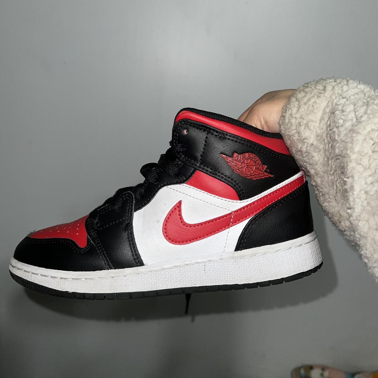 Jordan 1 mid Red white black 4.5y Women’s size 6 - Depop