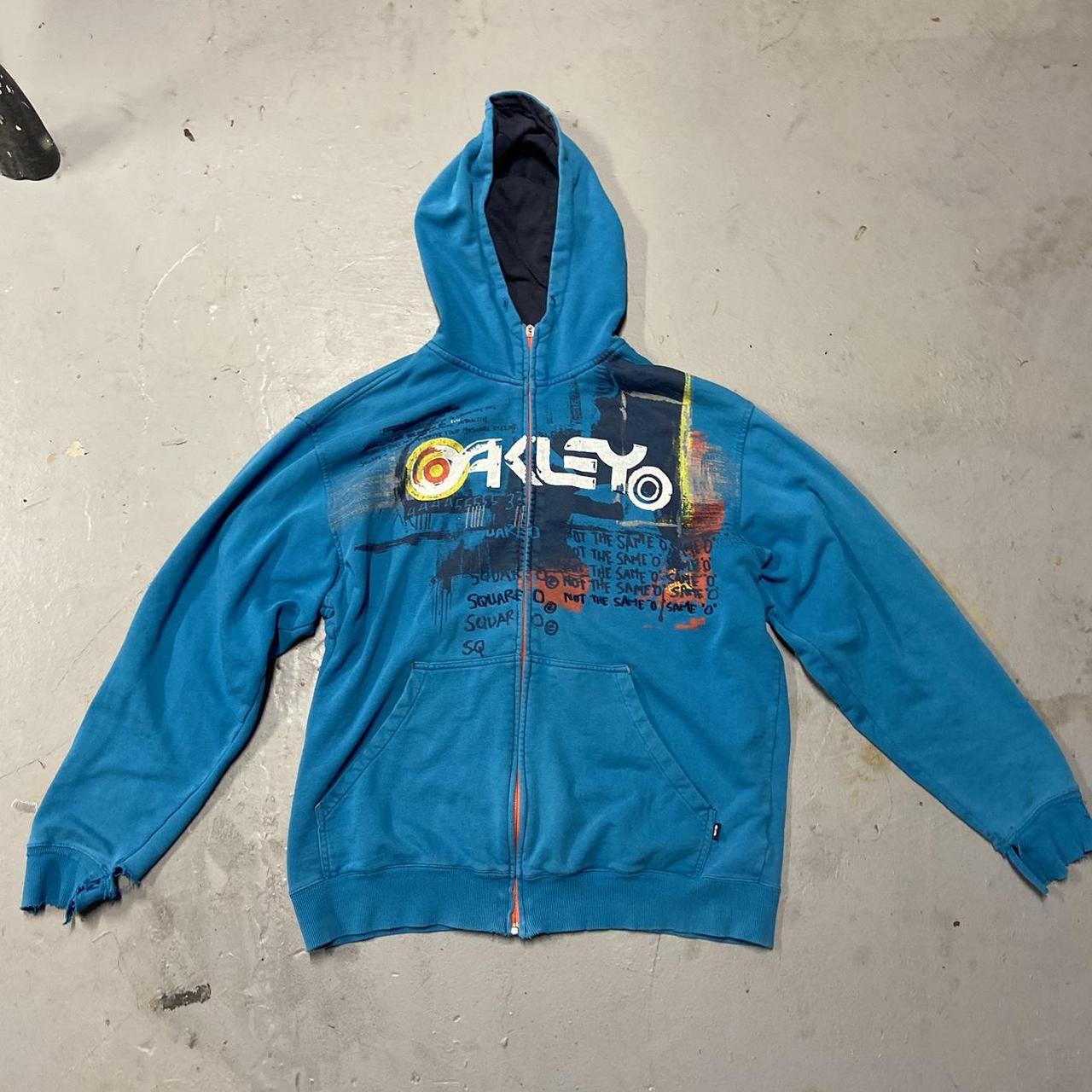 Y2k oakley zip up size L - Depop