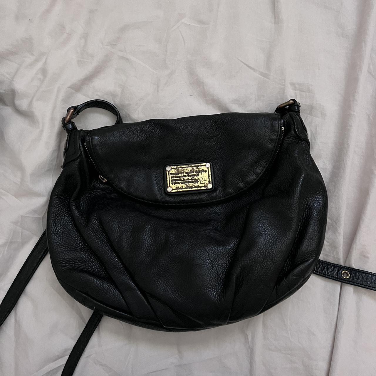 MARC BY MARK JACOBS CLASSIC BLACK LEATHER BAG VERY... - Depop