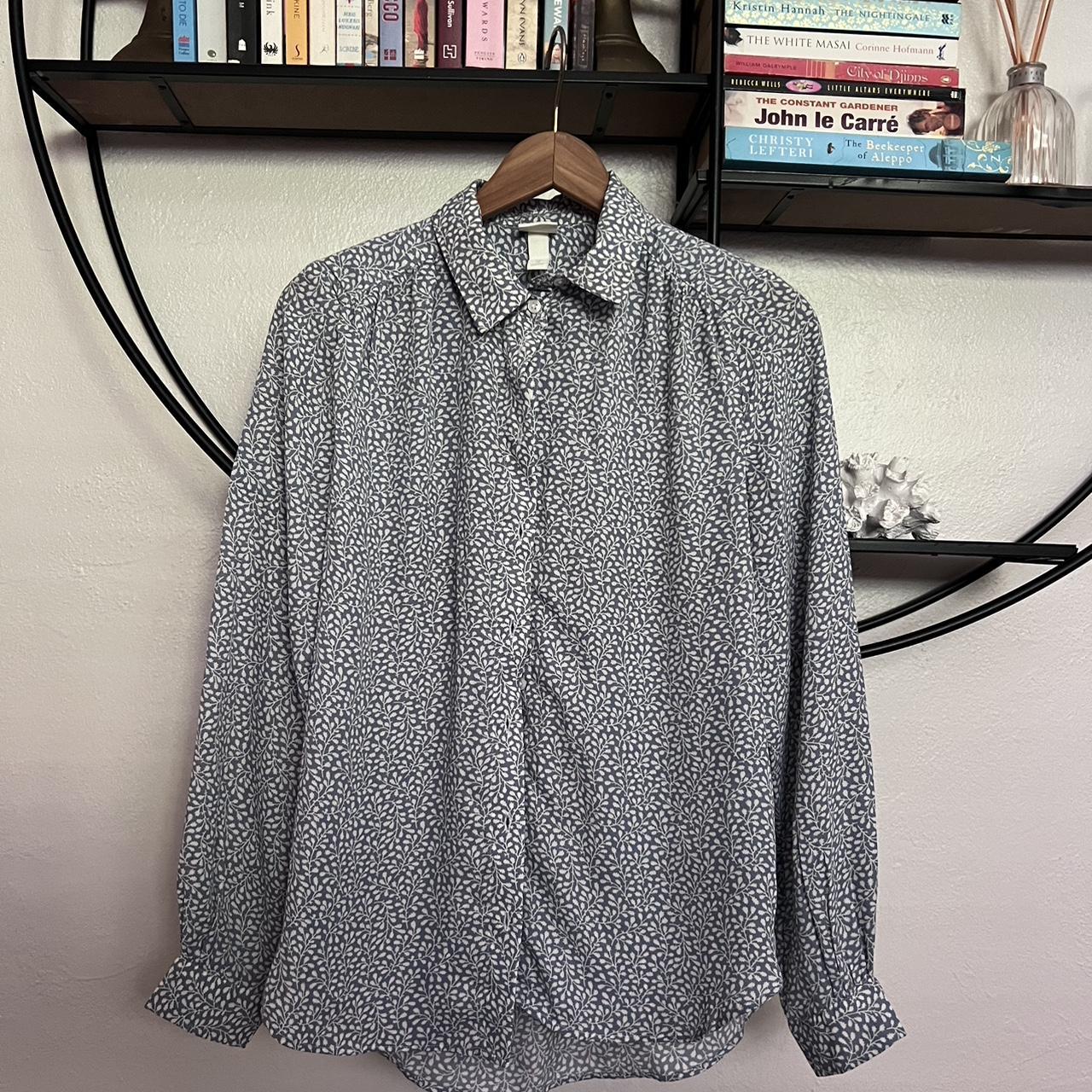 H&M BABY BLUE AND WHITE FLORAL BLOUSE SIZE 6 US - Depop