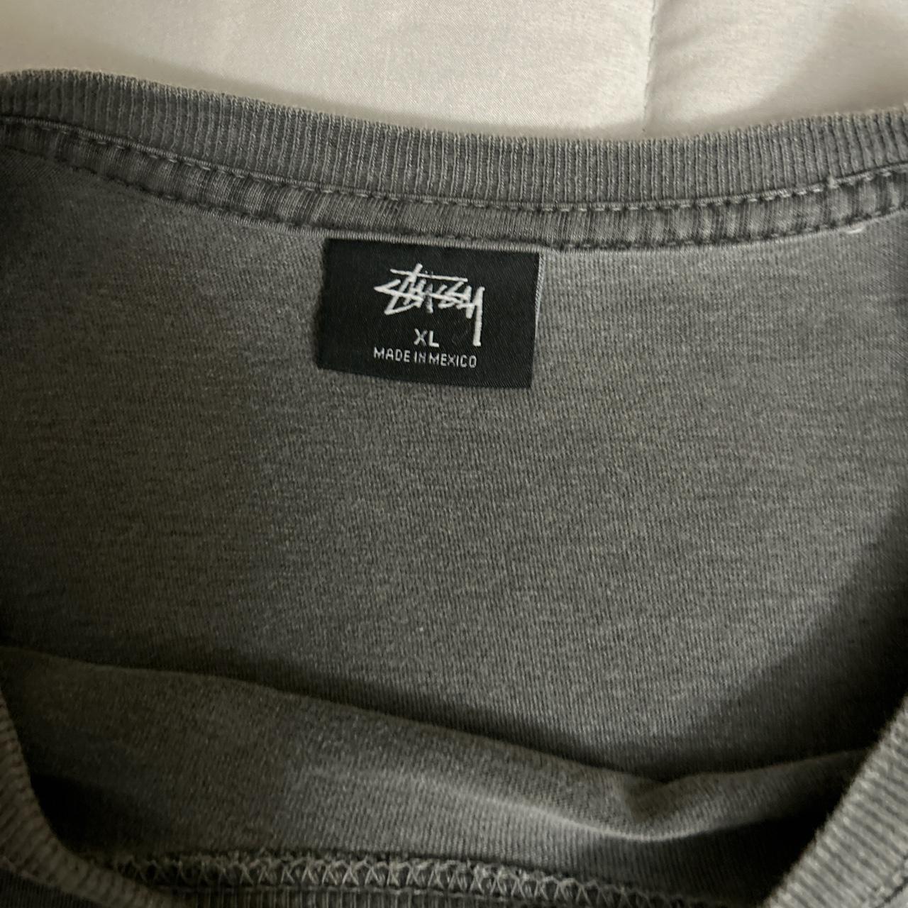 Stüssy Men's Grey T-shirt | Depop