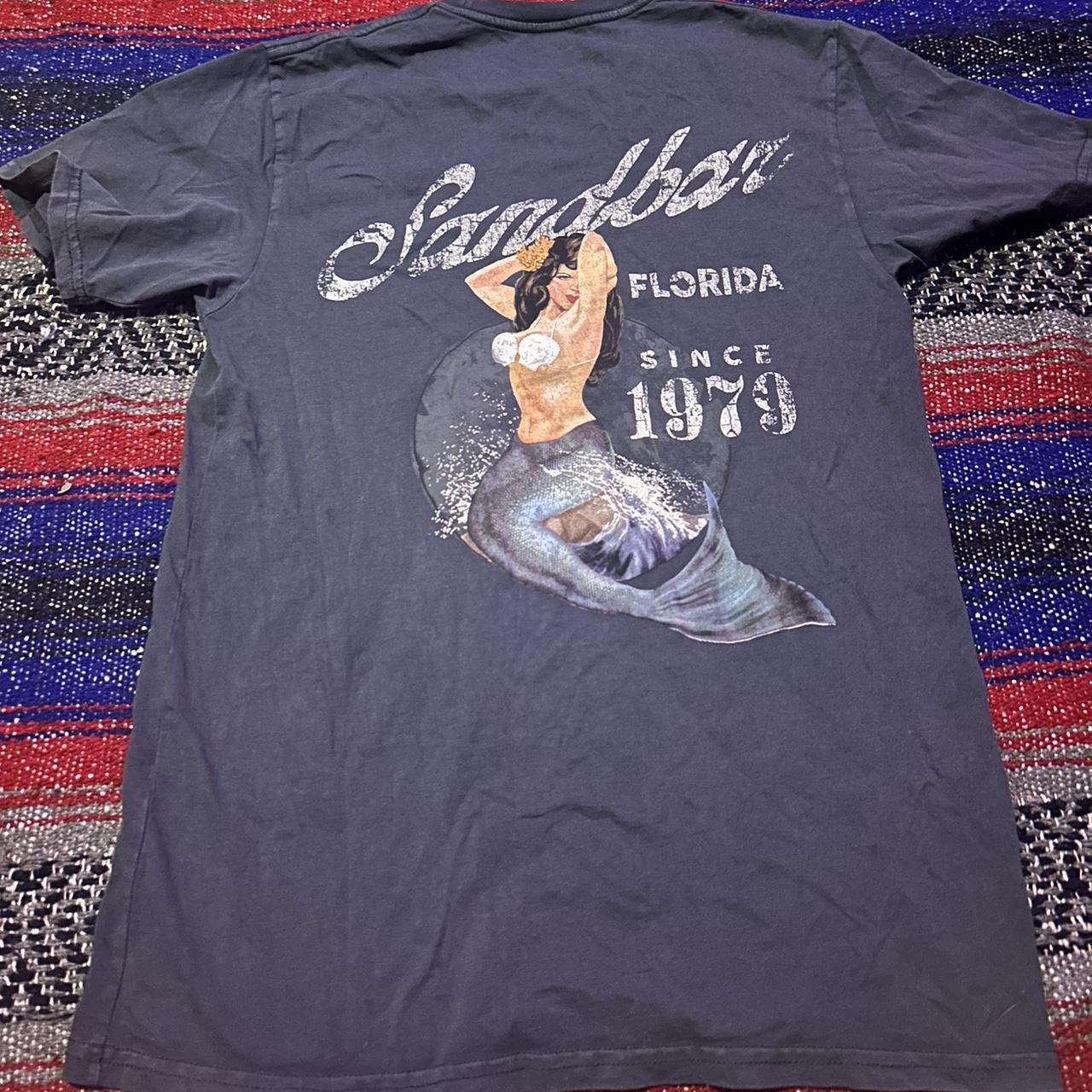Vintage Sandbar mermaid pin up girl tee shirt. Size - Depop