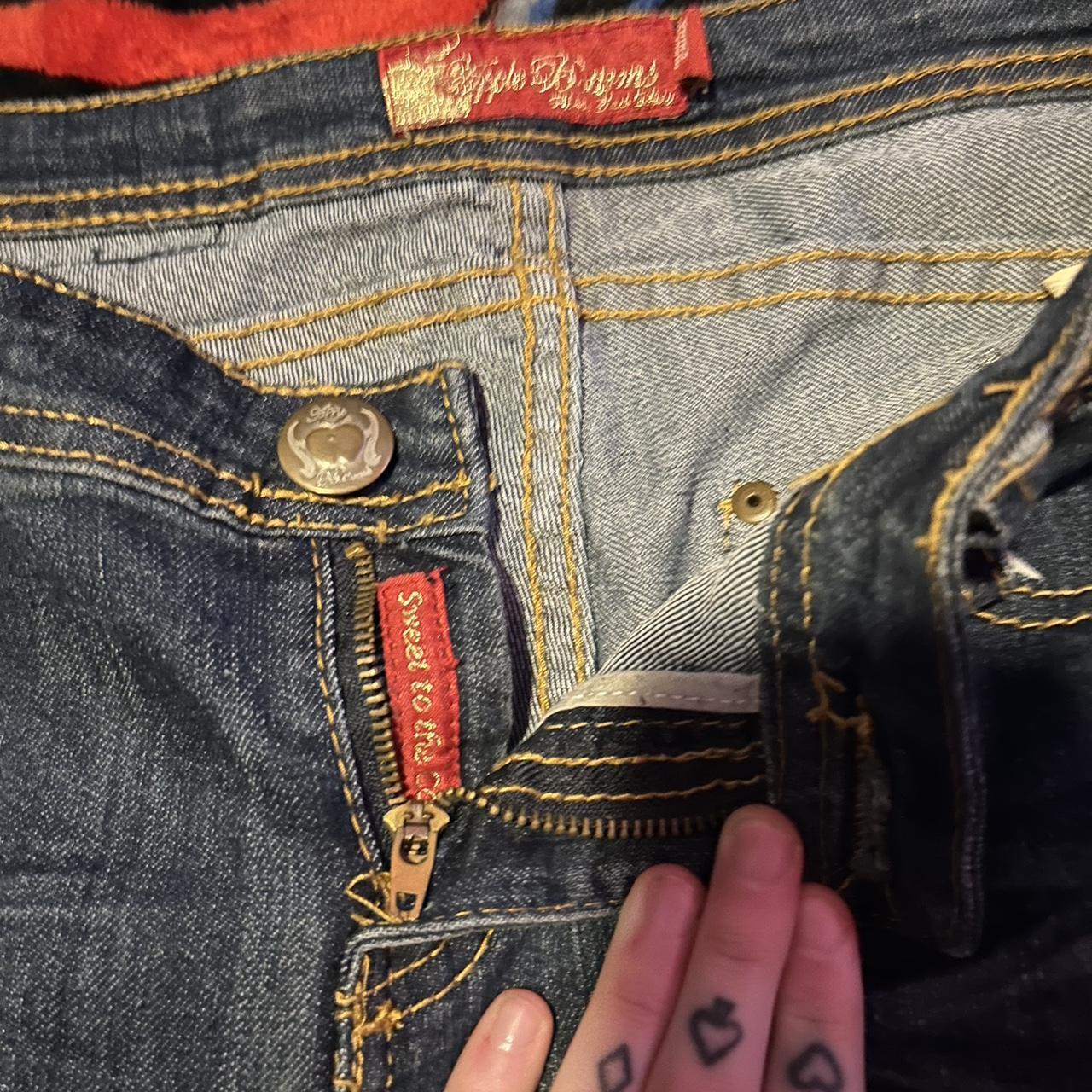 Absolutely gorgeous vintage Apple Bottom jeans.... - Depop