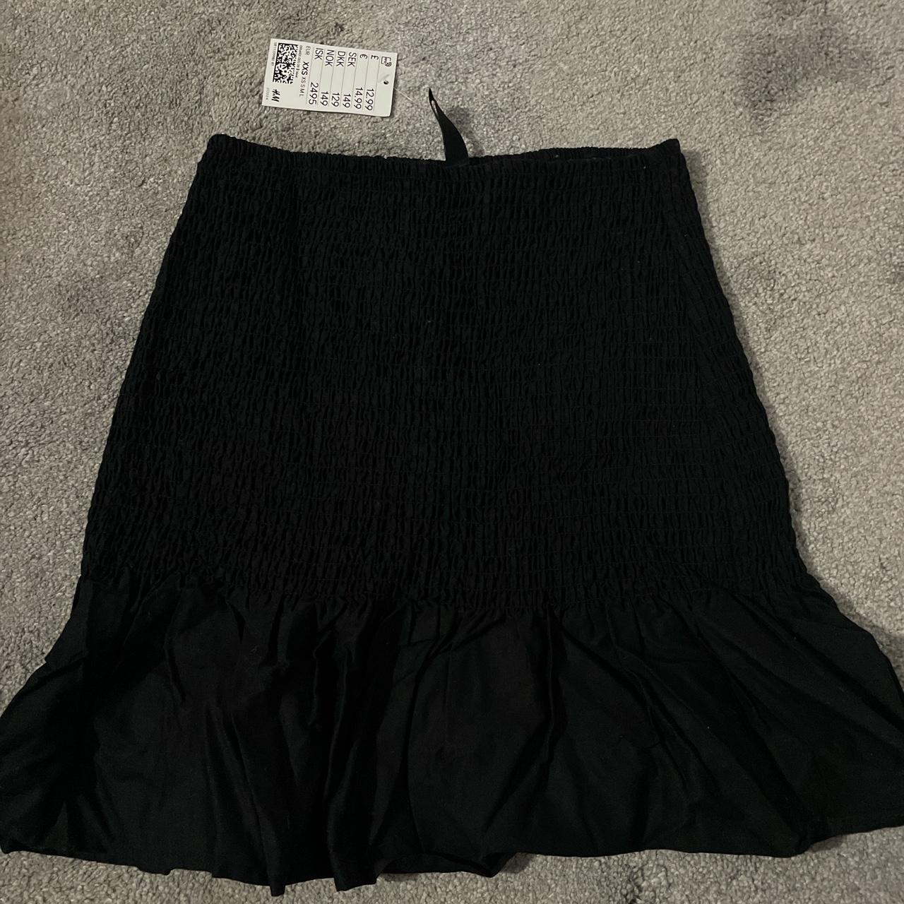 Super cute H&M party skirt Bought but never... Depop