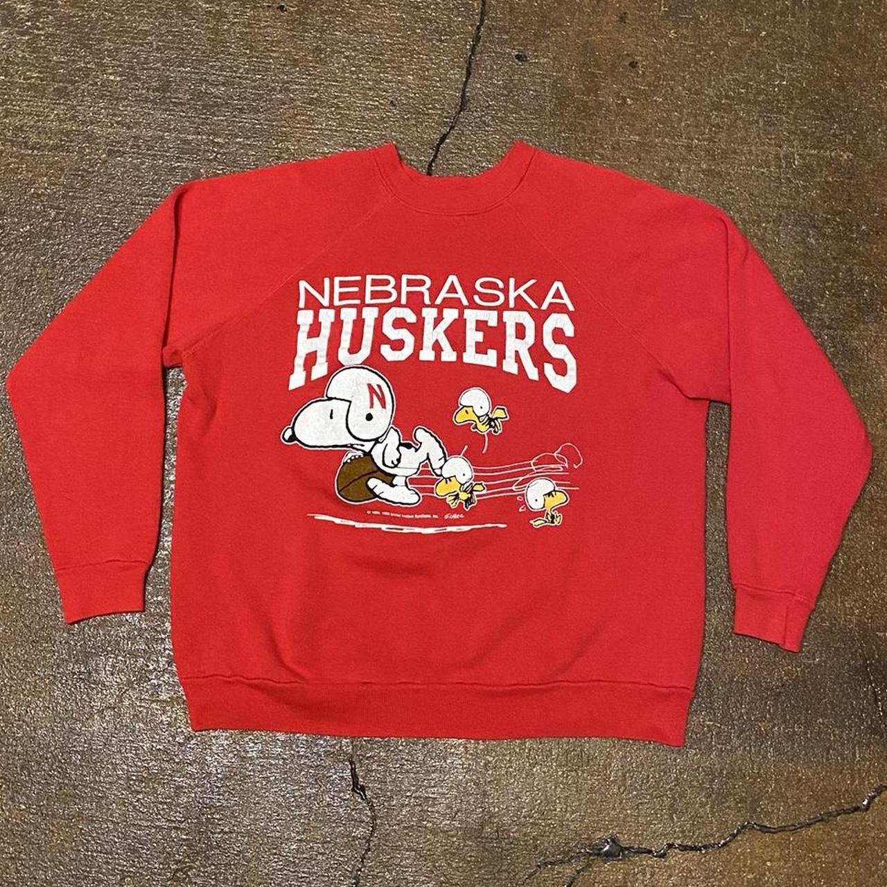 Artek Men's Red and White Sweatshirt
