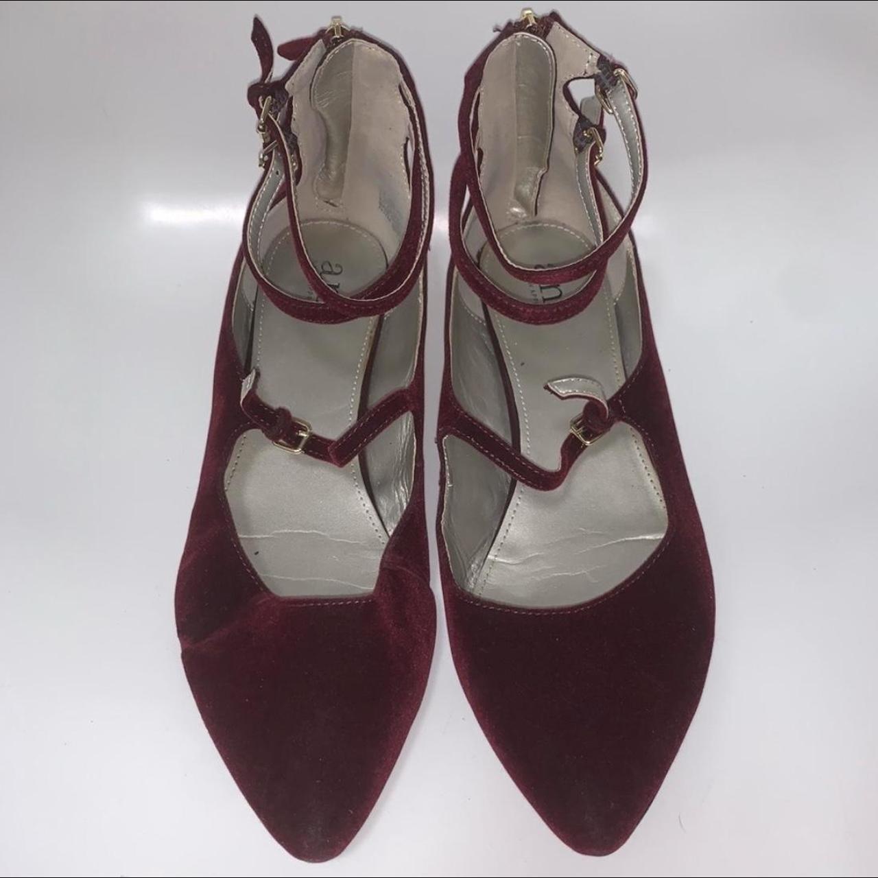 Women's Burgundy Sandals | Depop