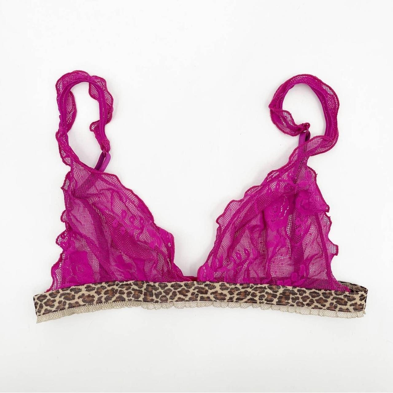 Intimissimi Women's Pink and Cream Bra Depop