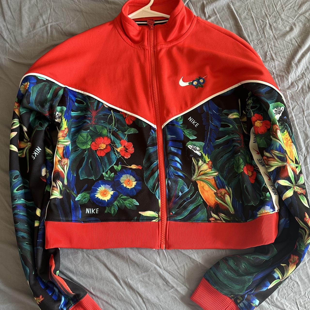 Cropped tropical Nike jacket super sick super cool. Depop