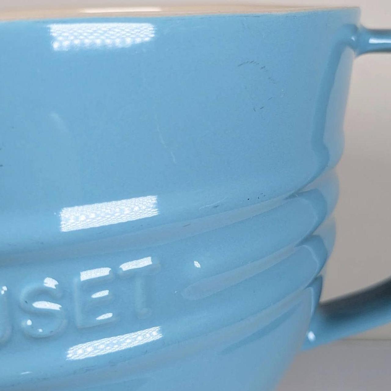 Le Creuset Blue fade into Turquoise 2 Quart Batter Bowl 10.5 Dia x 4.75 T  EUC