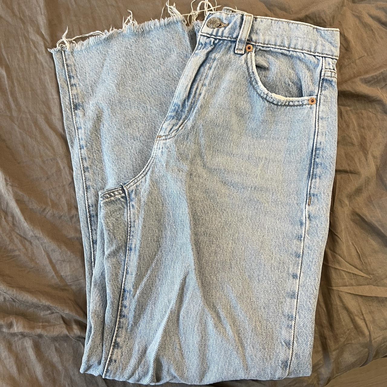 item listed by emilyzengers