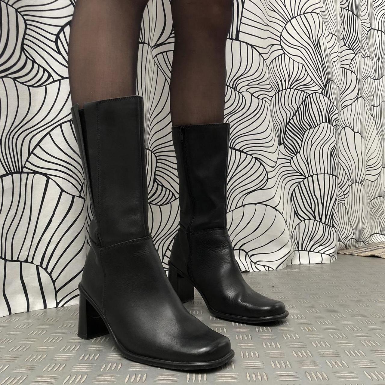 Wrangler Women's Black Boots Depop