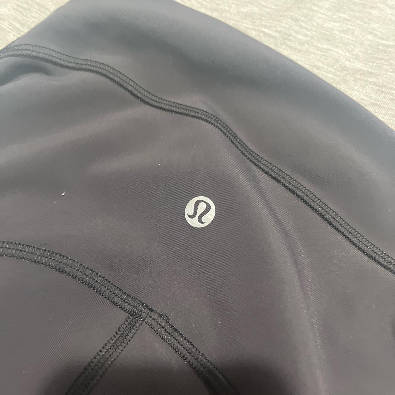 Lululemon leggings. Selling bc they're too small on - Depop