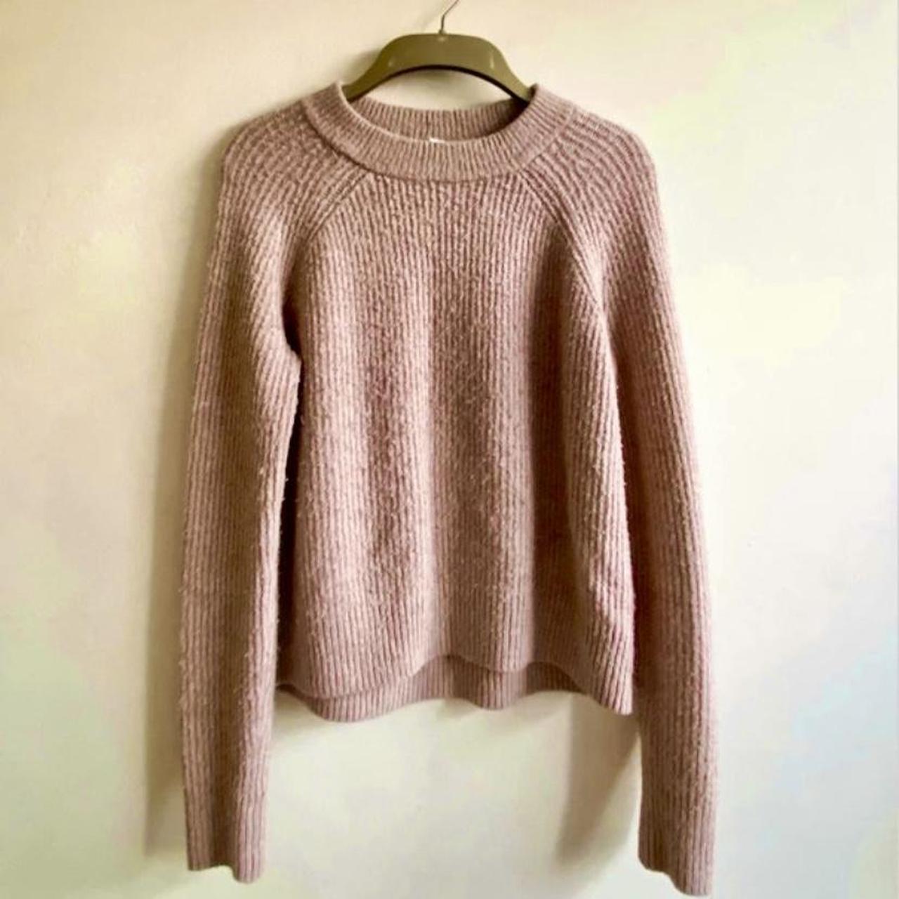 H&M Women's Pink Jumper | Depop