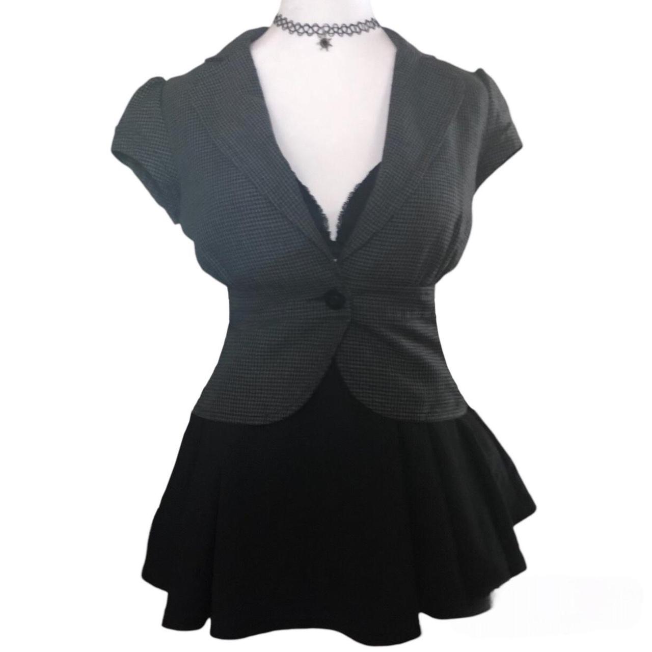 Vintage H&M Vest, Perfect for layering Size Us 6,... - Depop