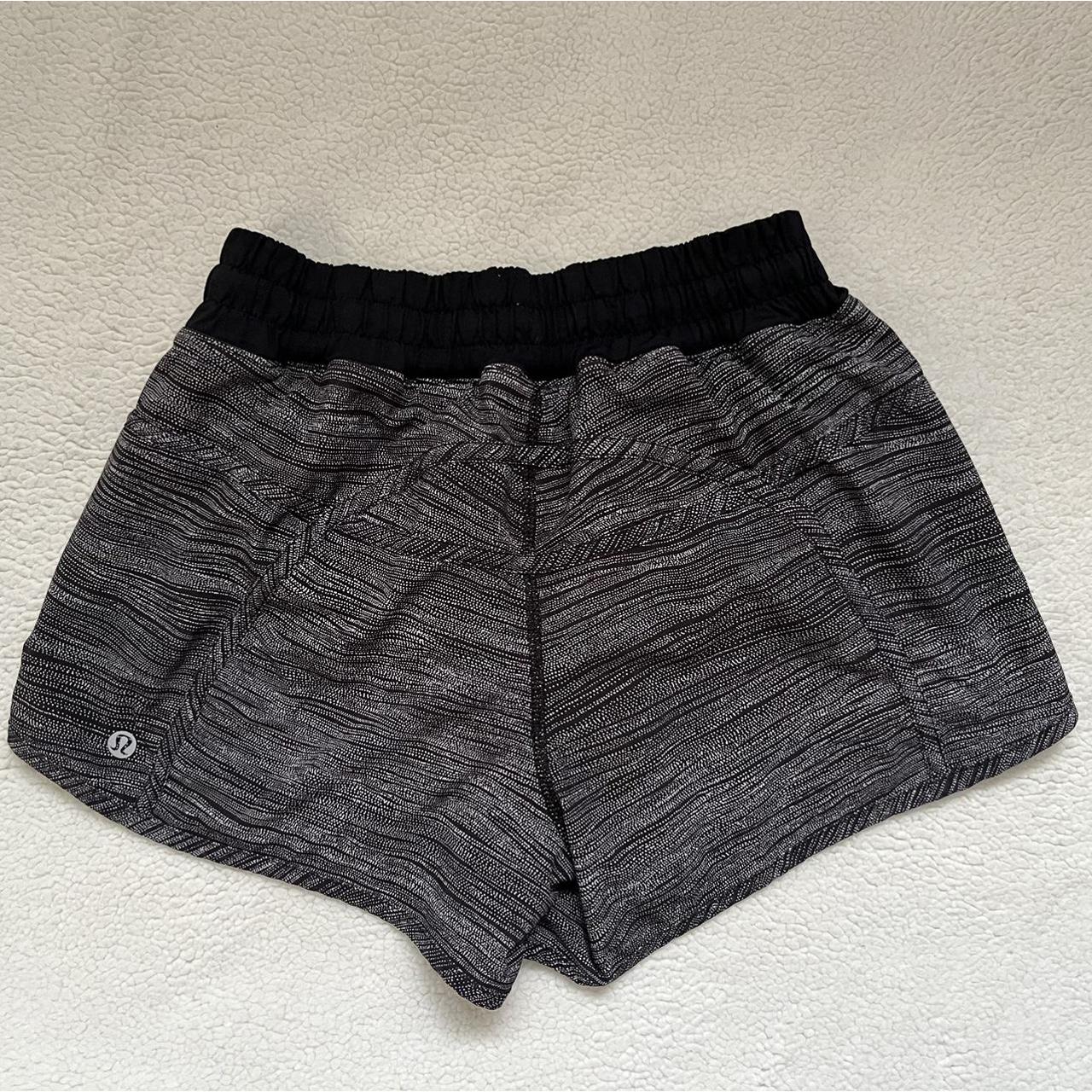 Lululemon Women's Grey Shorts Depop