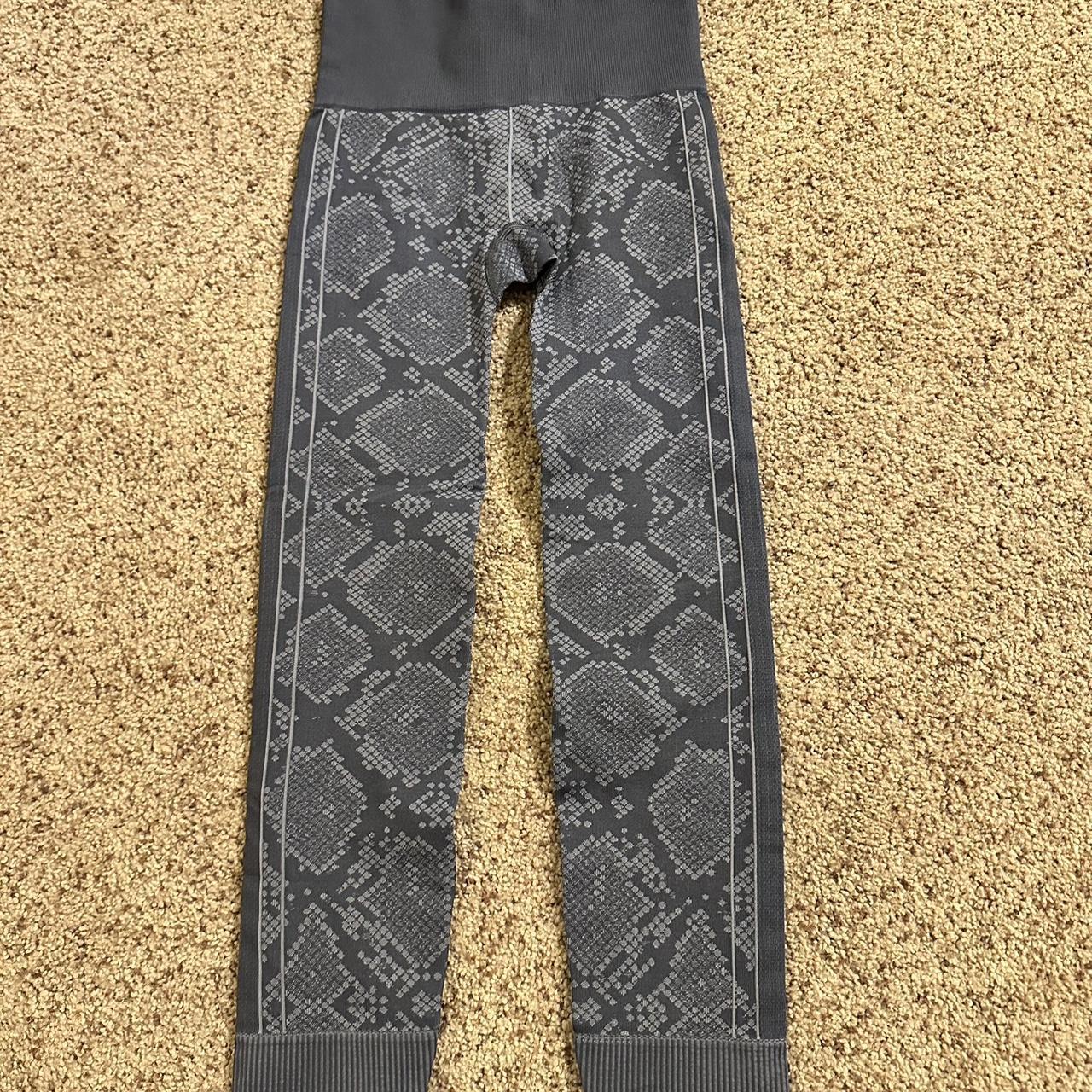 Lululemon snakeskin leggings best sale