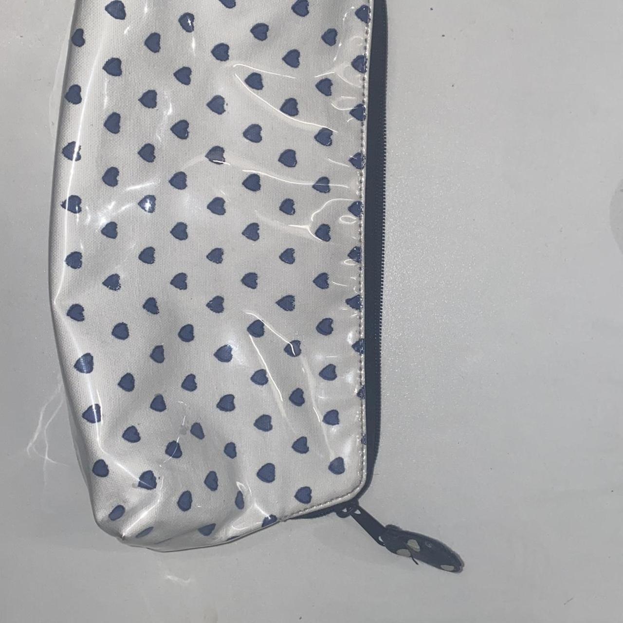 roller rabbit makeup pouch price negotiable - Depop