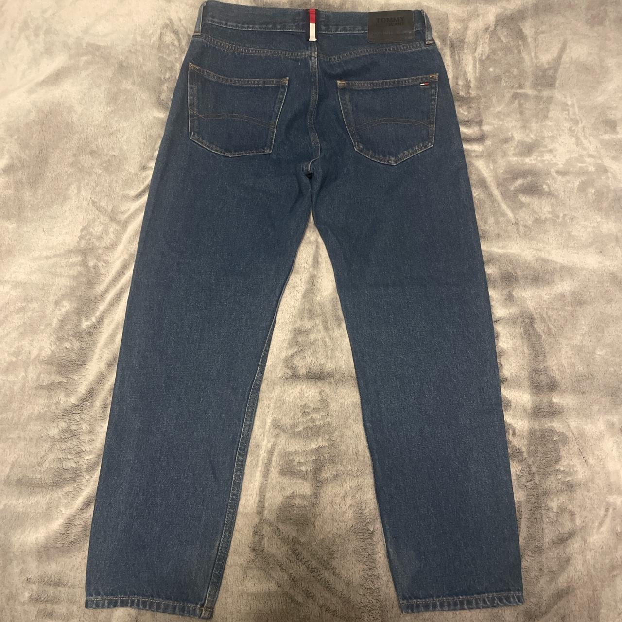 Tommy Hilfiger Men's Navy and Blue Jeans | Depop