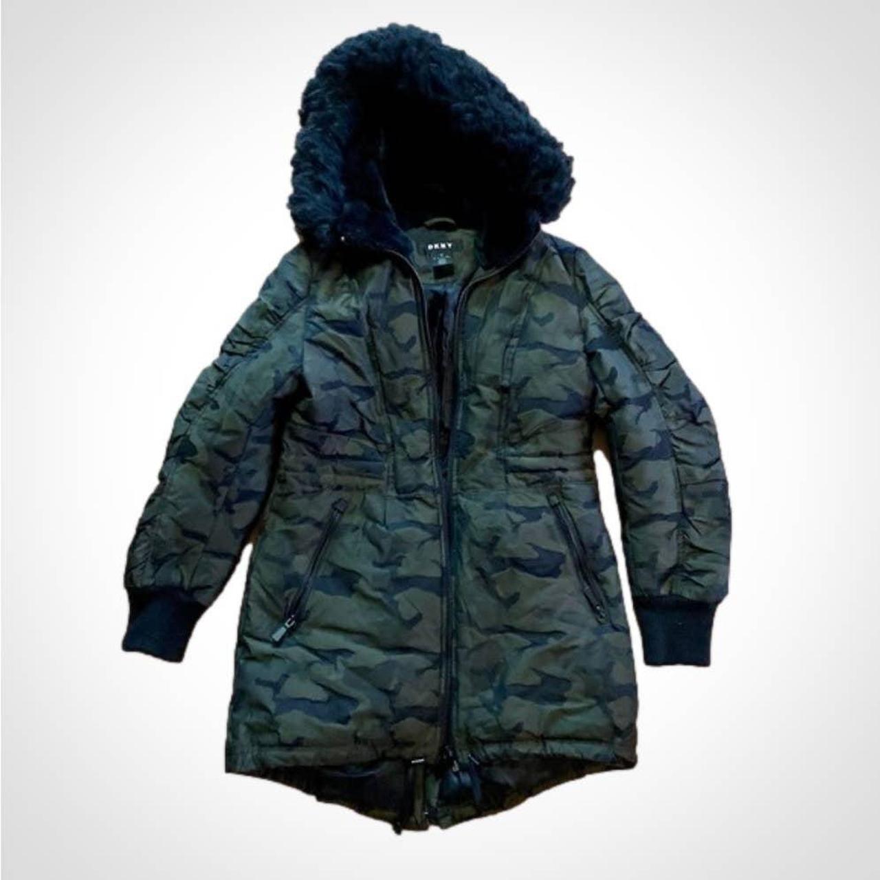 Dkny camo store puffer coat