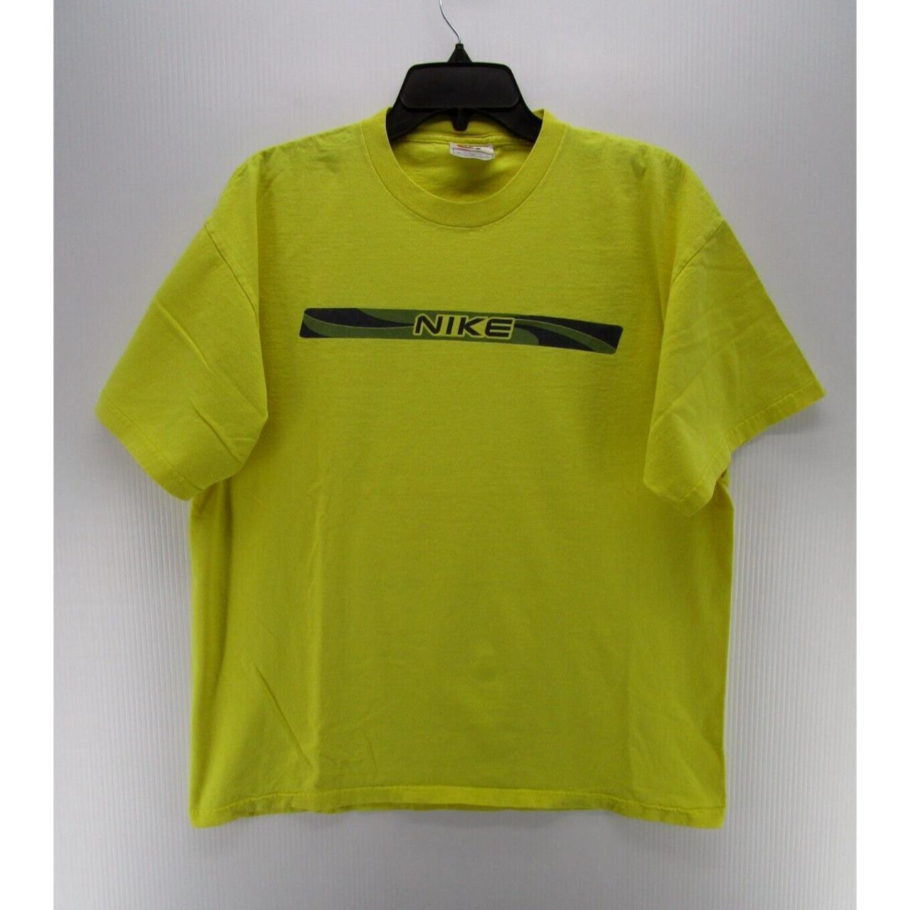 Men yellow outlet nike shirt