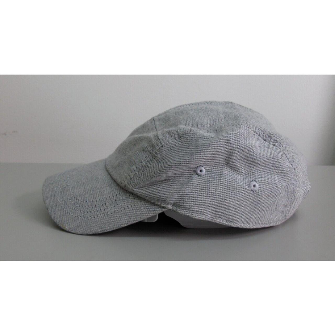 Lacoste flat store cap grey