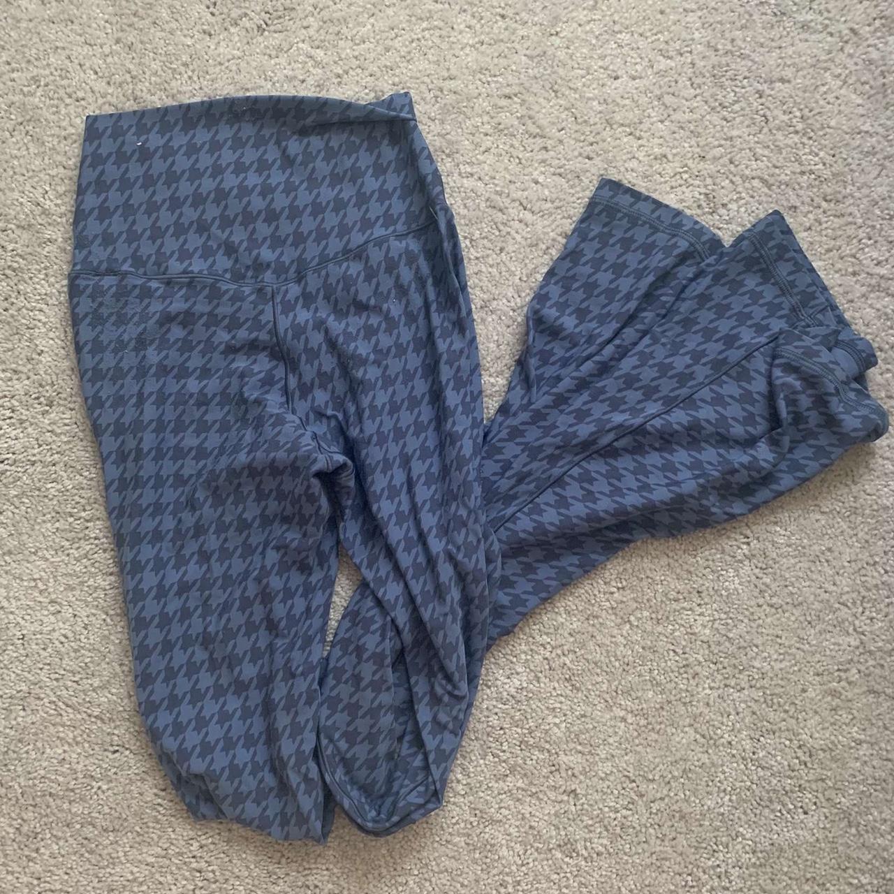 aerie crossover flare leggings - Depop