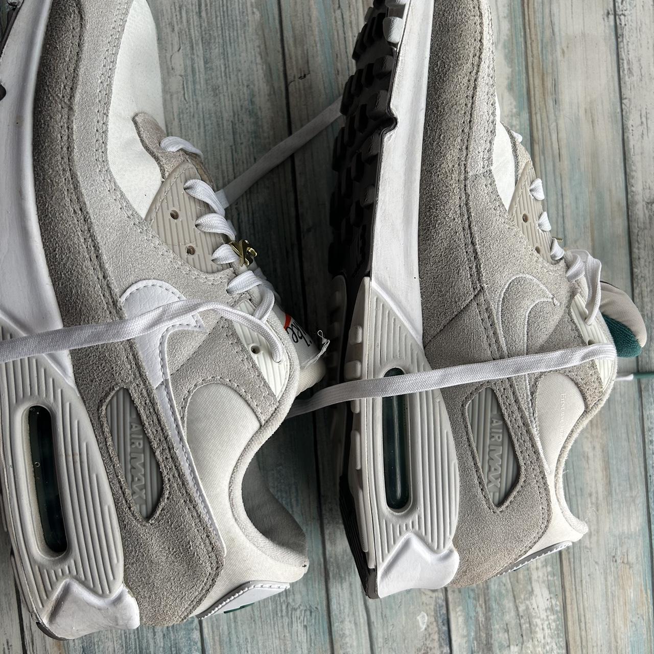 mens cream nike trainers