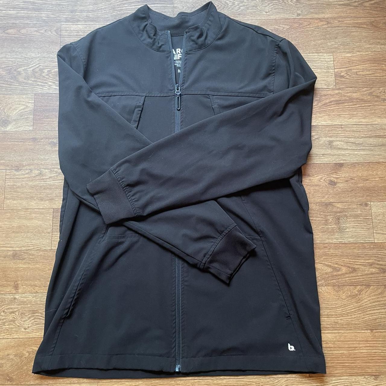 mens barco unify scrub jacket size M no rips or stains - Depop