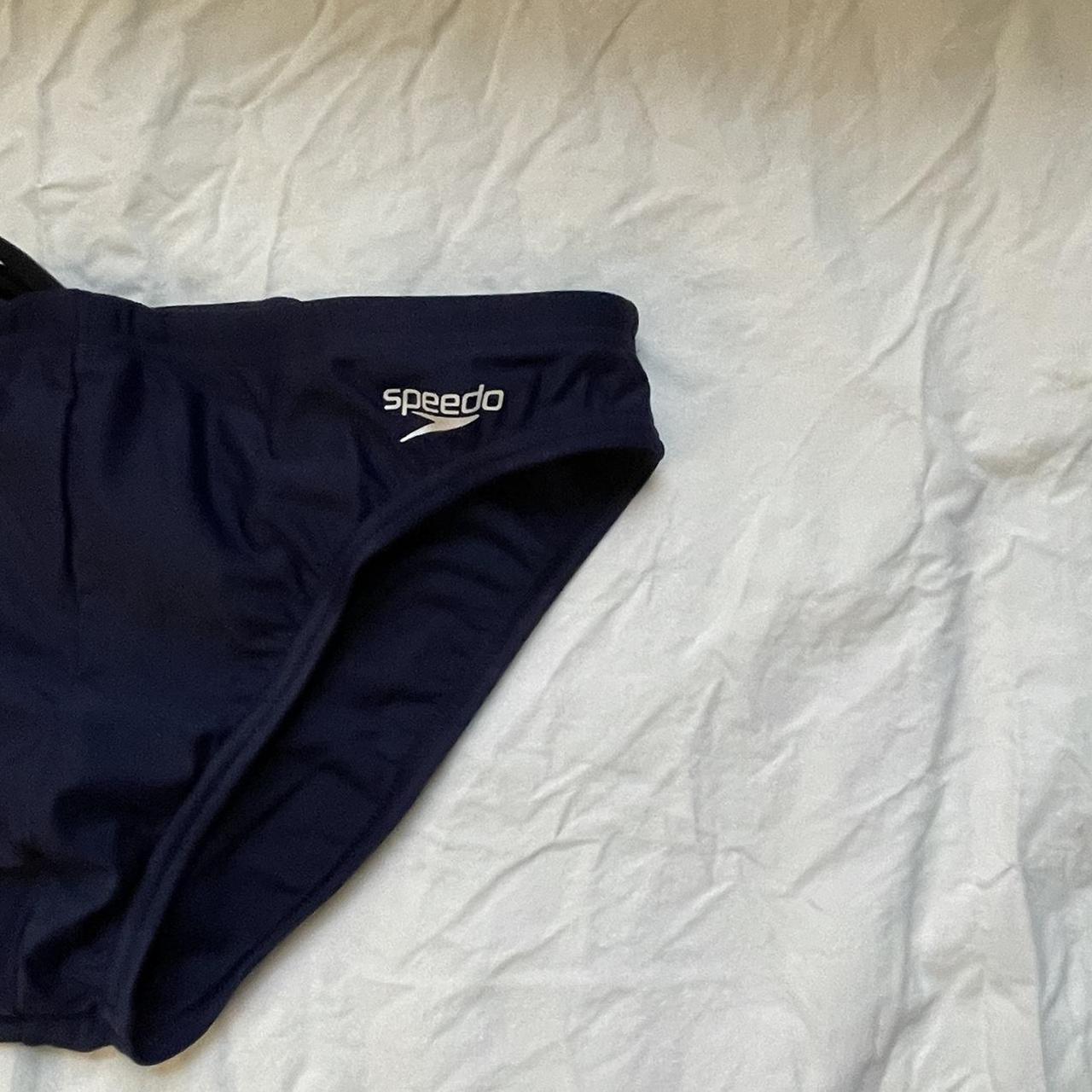 Speedo navy deals