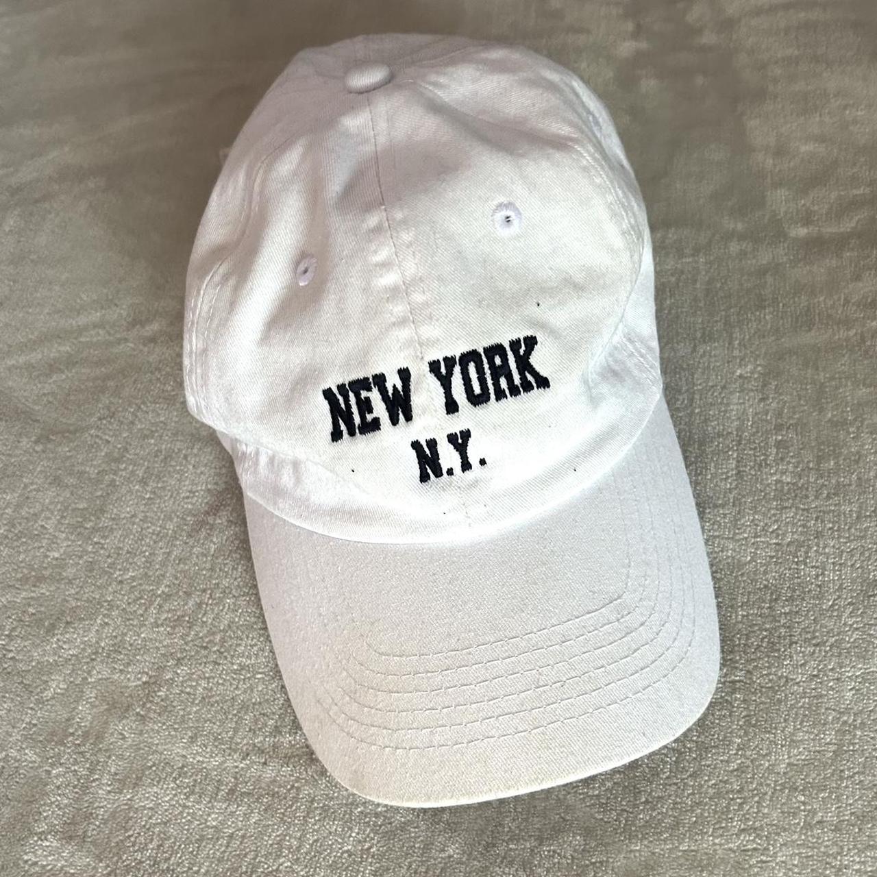 brandy melville new york hat white and navy